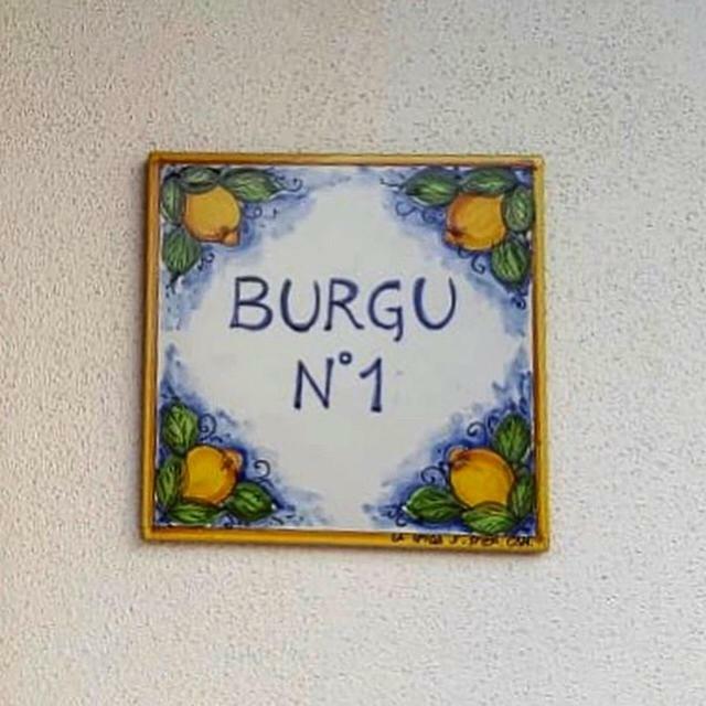 La Pergola Appartamenti Santa Lucia del Mela Dış mekan fotoğraf